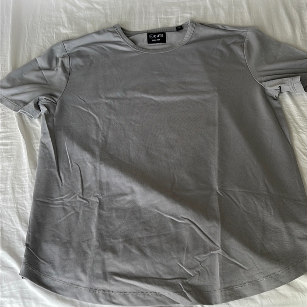 Cuts Clothing Gray Short Sleeve Tee